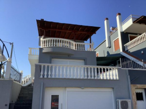Sunny Luxury House Iraklitsa